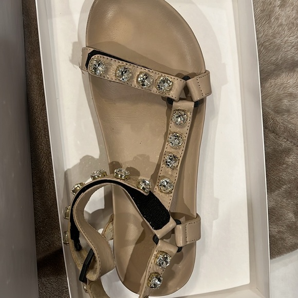 Mystique size 9 sandal nude-clear stones - Picture 3 of 6